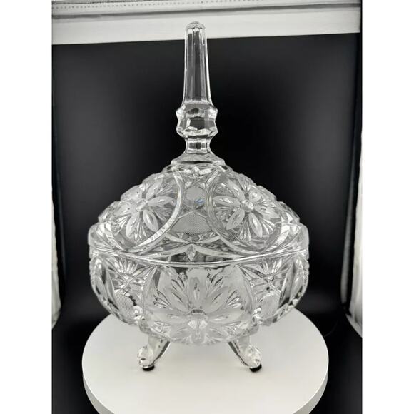 Vintage Footed, Lidded Oval Crystal Candy Dish with Floral Pattern - Picture 5 of 9